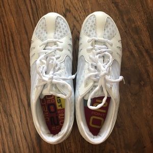 BRAND NEW NEVER WORN cheer shoes